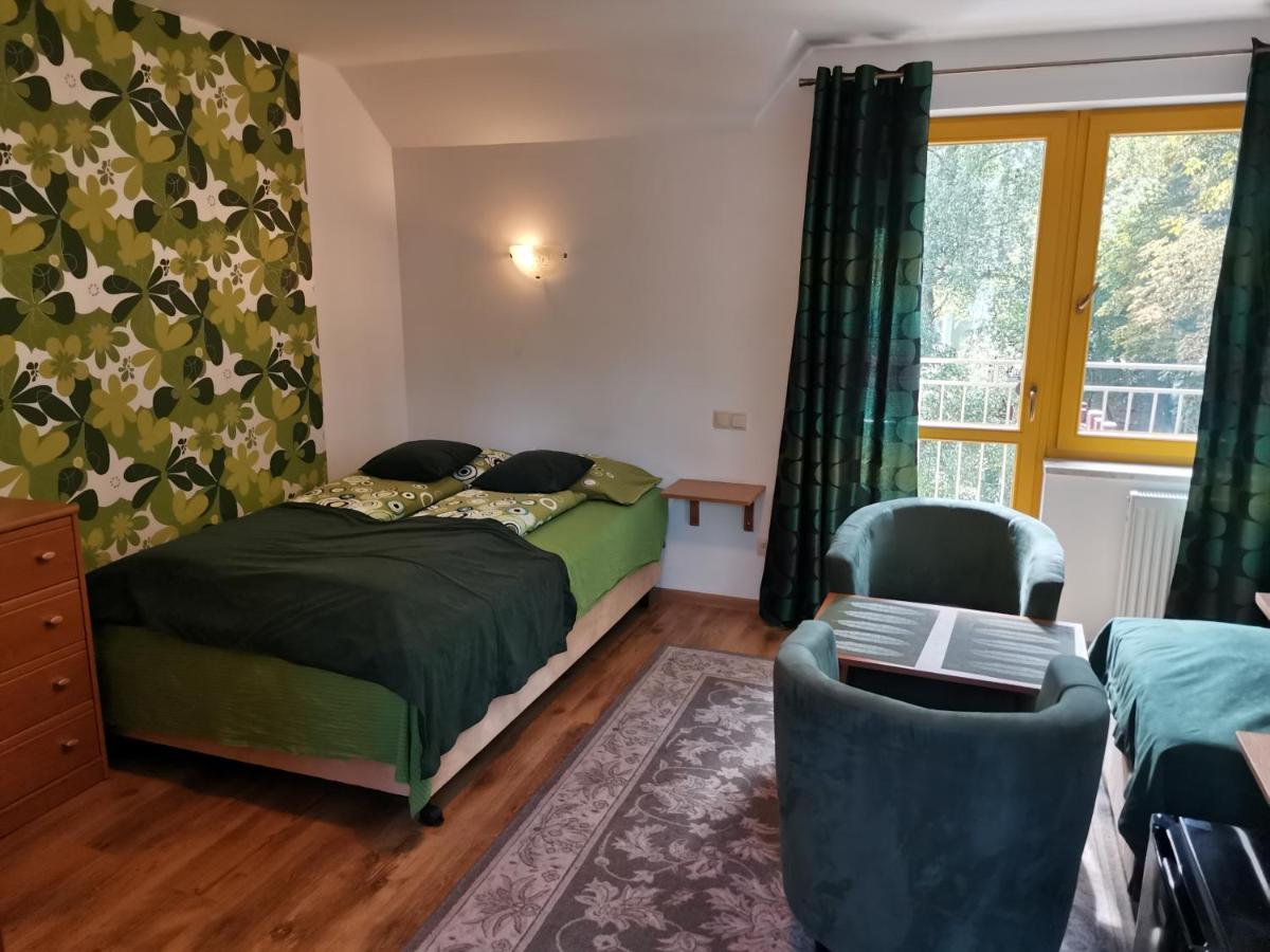 Dom Przy Plazy Apartment Дзивновек Екстериор снимка